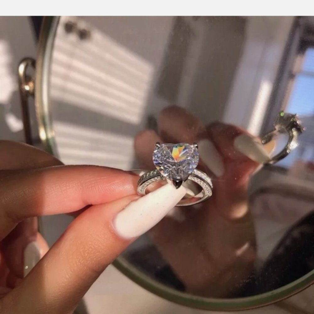 Romantic 925 Silver Heart Cubic Zirconia Ring - Picture 2 of 5
